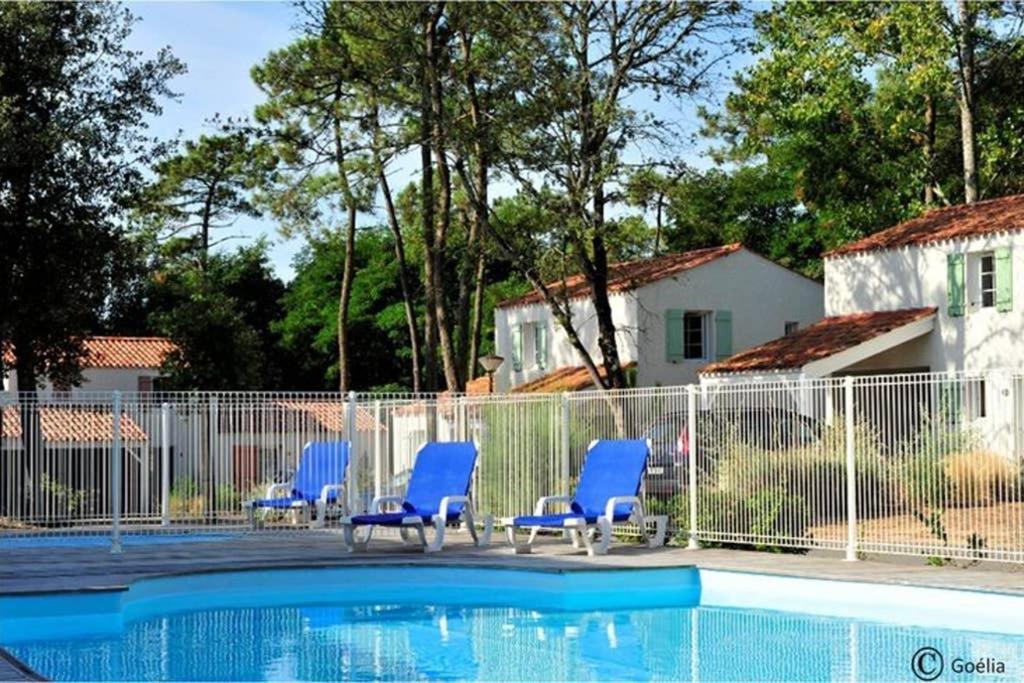 Villa L'Acacias Longeville-sur-Mer Exteriör bild